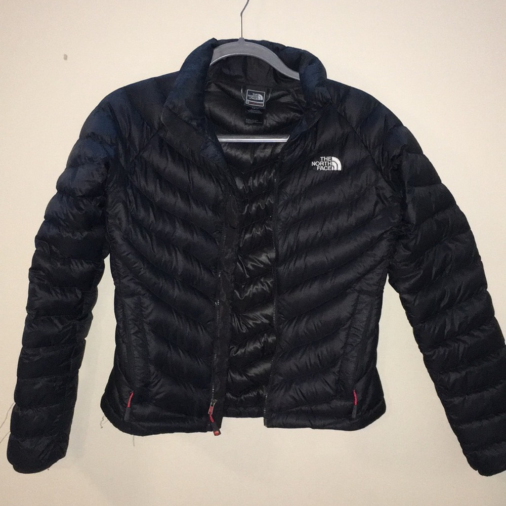 Northface puffer jacket black size XS.